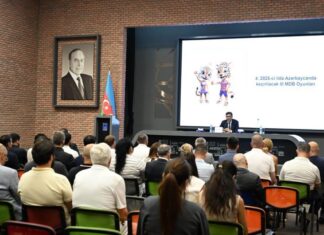 Fərid Qayıbov idman federasiyalarının nümayəndələri ilə görüşüb