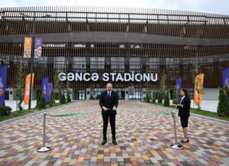 Prezident İlham Əliyev Gəncə şəhər stadionunun açılışında iştirak edib