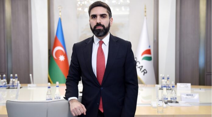 Rövşən Nəcəf: “FIFA-nın qərarı Azərbaycanda idmana göstərilən diqqətin göstəricisidir”