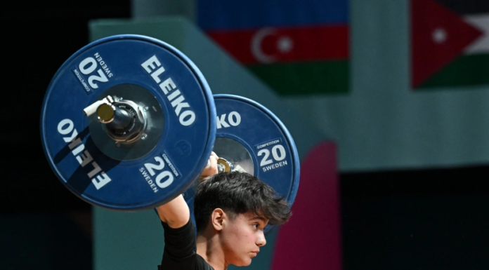 Azərbaycan ağırlıqqaldıranı İslamiadada üç medal əldə etdi