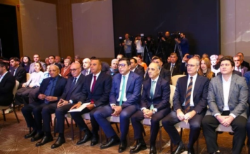 Beynəlxalq yarışlarda uğurlu çıxış edən Azərbaycan şahmatçıları mükafatlandırılıb