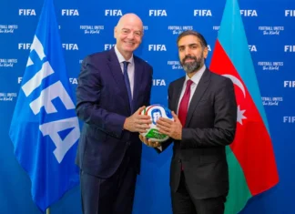 Rövşən Nəcəf FIFA prezidenti ilə görüşüb