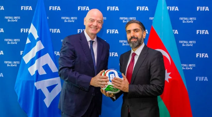 Rövşən Nəcəf FIFA prezidenti ilə görüşüb