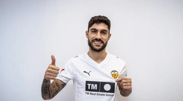 “Valensiya” ispaniyalı müdafiəçinin keçidini rəsmiləşdirib