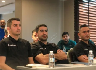 UEFA nümayəndələri Azərbaycan hakimlərinə seminar keçiblər