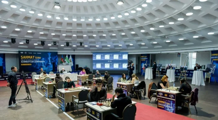 Şahmat üzrə Azərbaycan çempionatında ilk yarımfinalçılar bəlli oldu