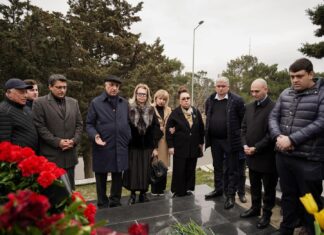 AFFA rəhbərliyi Anatoli Banişevskinin məzarını ziyarət etdi