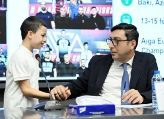 Fərid Qayıbov son 2 ay ərzində beynəlxalq yarışlarda yüksək nəticələr əldə etmiş idmançılarla görüşüb