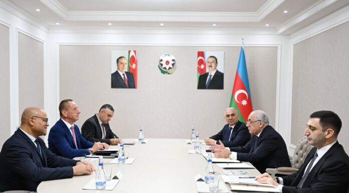 Baş nazir Əli Əsədov Beynəlxalq Kanoe Federasiyasının və Avropa Kanoe Assosiasiyasının prezidentləri ilə görüşüb