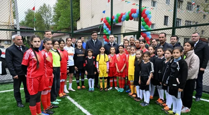 İsmayıllı şəhərində “Sağlam məhəllə” layihəsi çərçivəsində yeni idman zonası açılıb