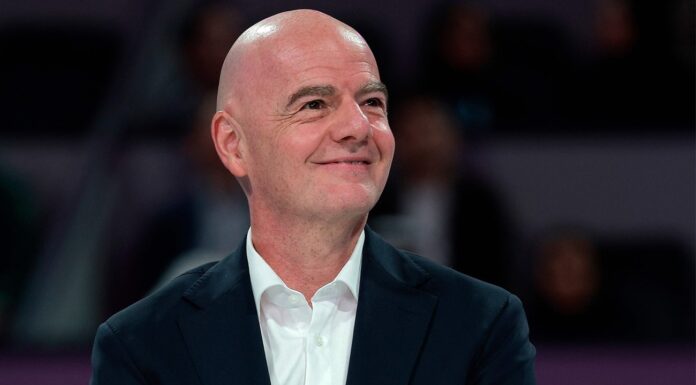 FIFA prezidenti Canni İnfantino “Sabah”ı çempionluq münasibəti ilə təbrik edib