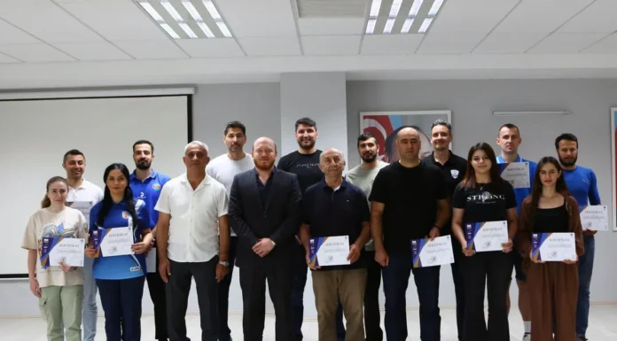 Bakıda voleybol məşqçiləri üçün seminar keçirilib