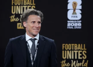 Dieqo Forlan Uruqvay yığmasının baş məşqçisi olub