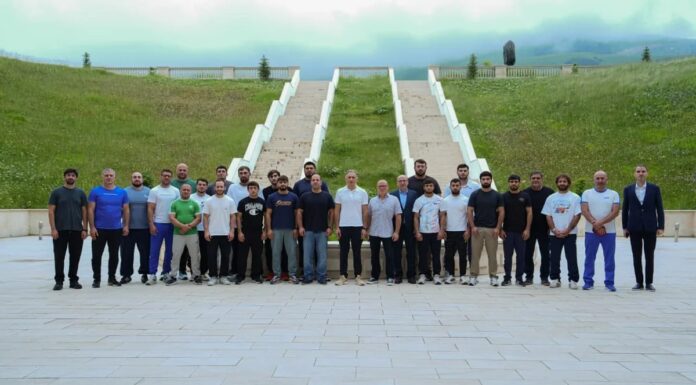 Rəşad Nəbiyev Qusarda təlim-məşq toplanışı keçən cüdoçularla görüşüb