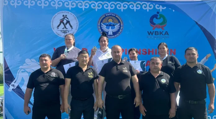 Gözəl Zutova kəmər güləşi üzrə dünya çempionu olub