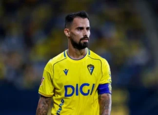 İspaniya millisinin sabiq futbolçusu Susa 32 yaşında karyerasını başa vurub