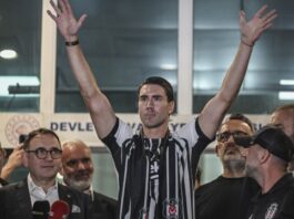 “Beşiktaş” Duşan Vlahoviçi transfer etdi
