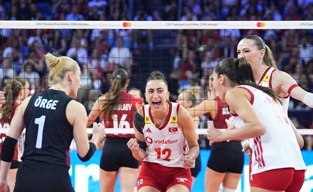 Voleybol üzrə Avropa çempionatı: Türkiyə və Polşa seçmələri yarımfinalda